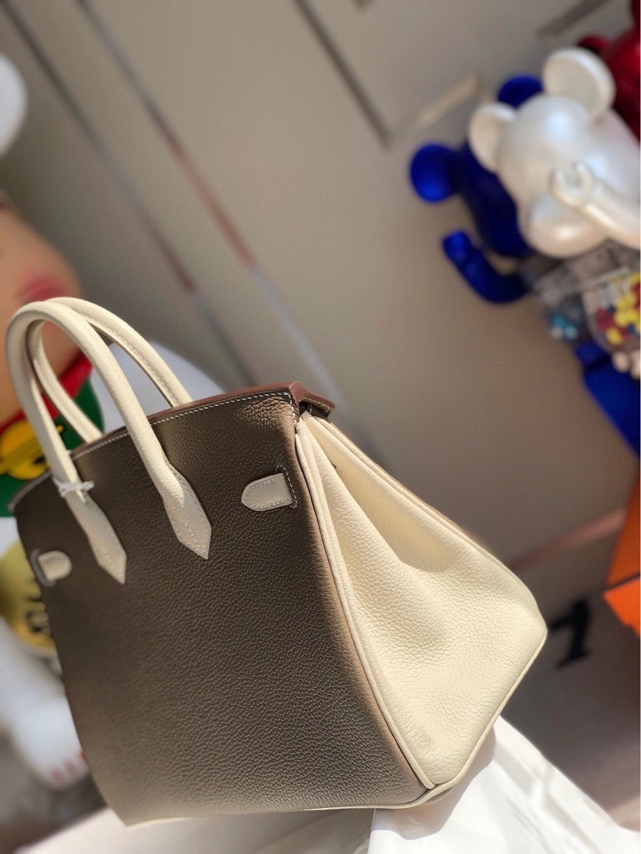 Hermès（爱马仕）Birkin 25cm togo 原厂小牛皮 ck18大象灰拼奶昔白 金扣 马蹄印 顶级手缝