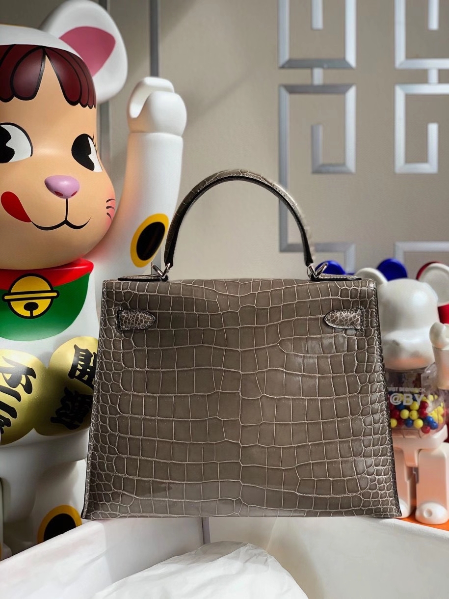 Hermès（爱马仕）Kelly 28cm Porosus shiny 亮面澳洲湾鳄 ck81 斑鸠灰 银扣 顶级手缝 现货