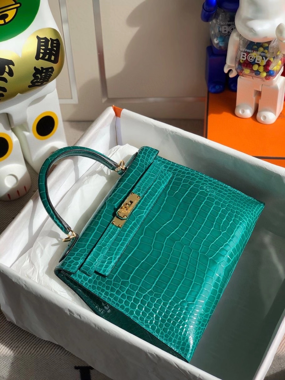 Hermès（爱马仕）Kelly 28cm porosus shiny 亮面澳洲湾鳄 6Ｑ翡翠绿 金扣 顶级手缝 现货