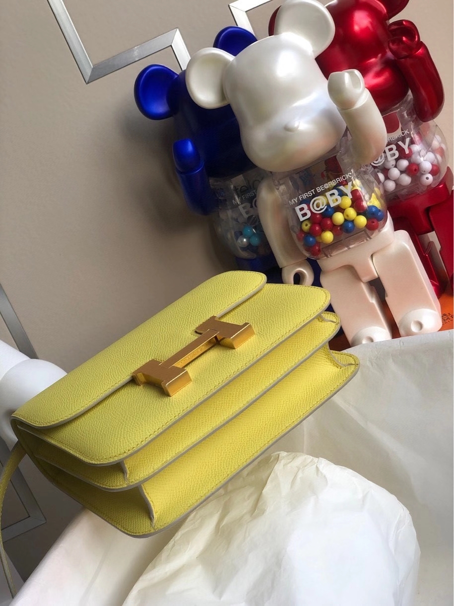 Hermès（爱马仕）Constance 18cm Epsom 原厂掌纹皮 C9 鹅蛋黄 金扣 顶级手缝 定制