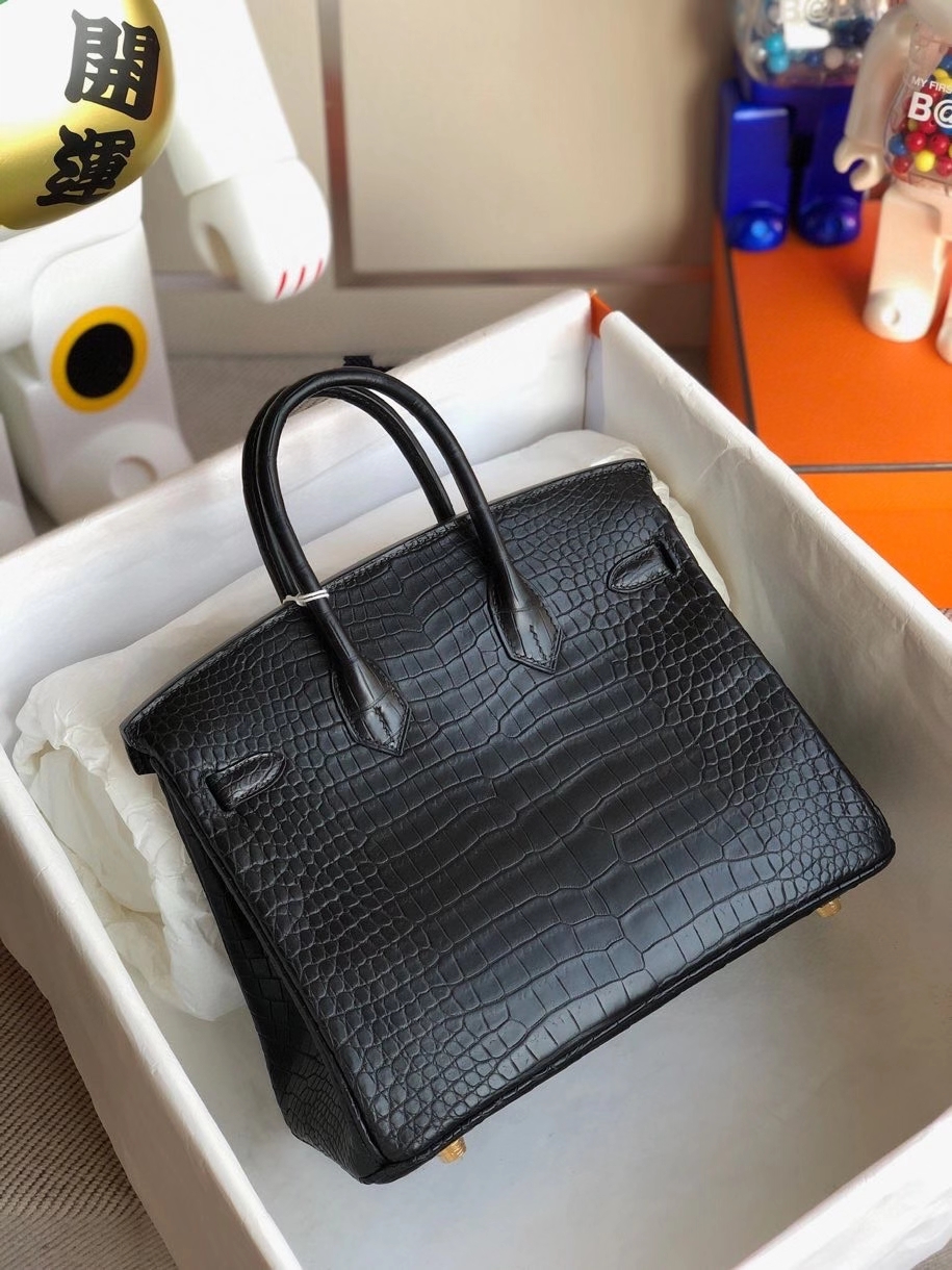 Hermès(爱马仕)Birkin 25cm Porosus matt 雾面鳄鱼 ck89 黑色 金扣 顶级手缝 定制-拉尔森鳄鱼皮具定制 - 爱马仕包包官网 Hermès(爱马仕)Birkin 25cm Porosus matt 雾面鳄鱼 ck89 黑色 金扣 顶级手缝 定制