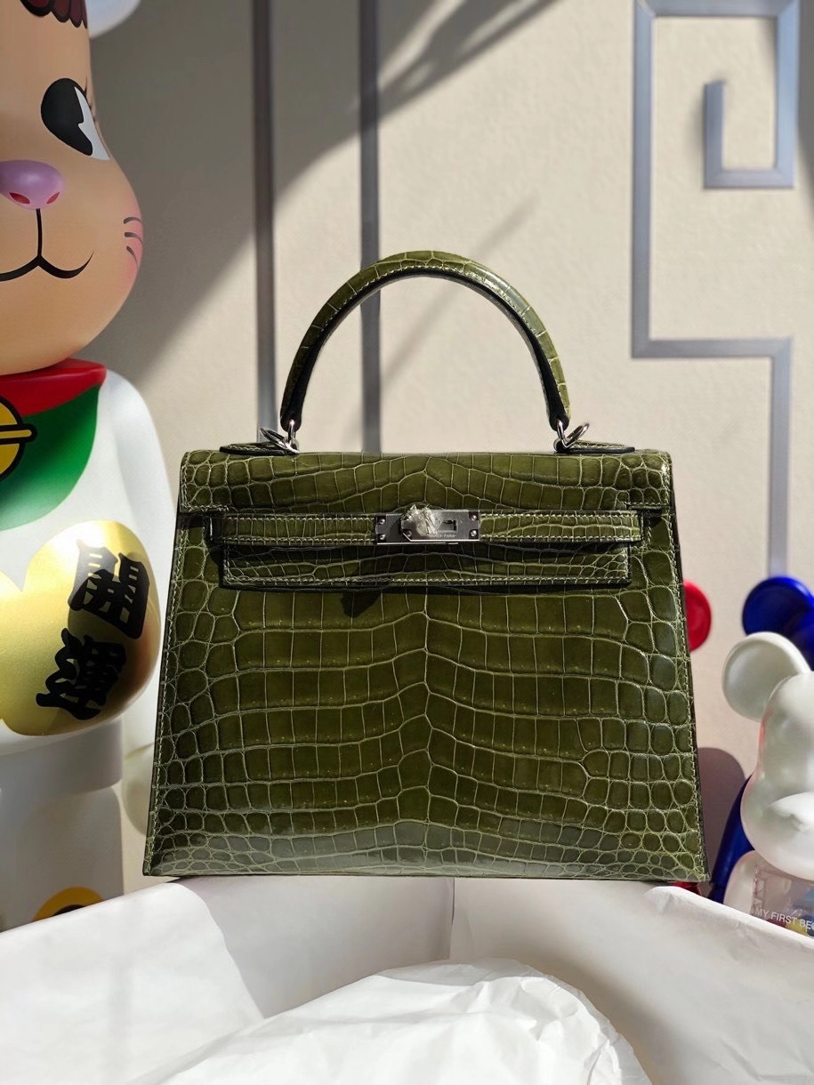Hermès（爱马仕）Kelly 25cm Crocodile shiny 亮面鳄鱼 6H 橄榄绿 银扣 顶级手缝 现货