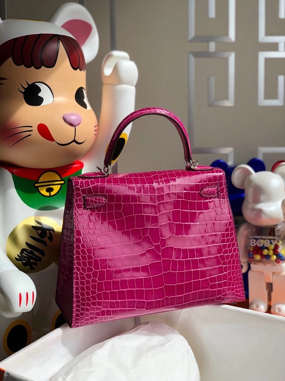 Hermès（爱马仕）Kelly 28cm porosus shiny 亮面澳洲湾鳄 J5 天方夜谭粉紫  银扣 顶级手缝 现货