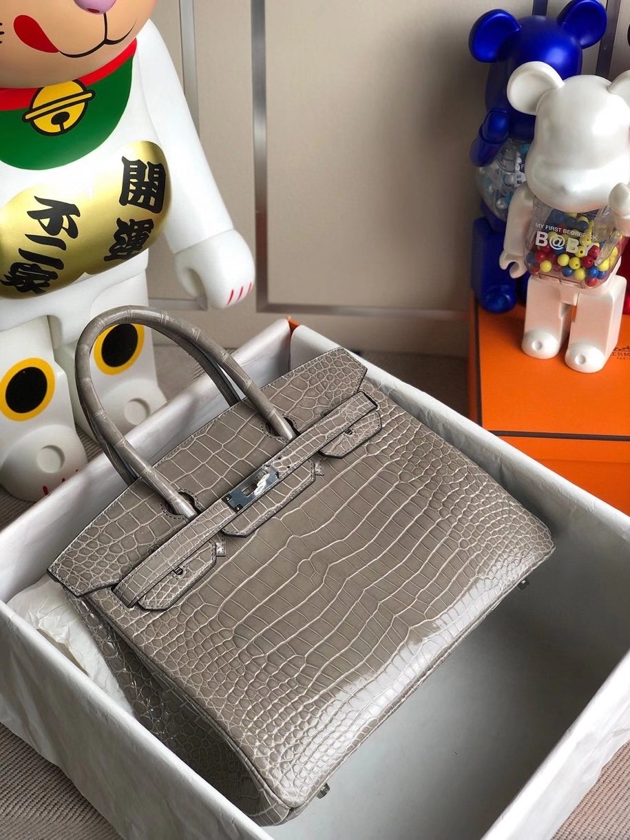 Hermès（爱马仕）Birkin 30cm Porosus shiny 亮面澳洲湾鳄 ck81 斑鸠灰 Gris T 银扣 顶级手缝 现货