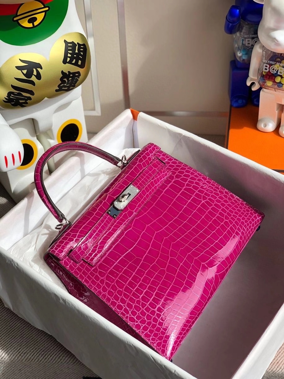 Hermès（爱马仕）Kelly 28cm porosus shiny 亮面澳洲湾鳄 J5 天方夜谭粉紫  银扣 顶级手缝 现货