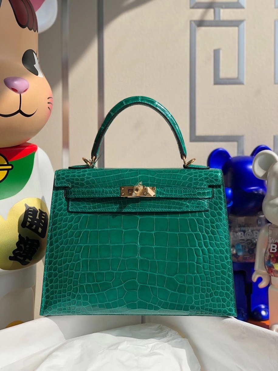 Hermès（爱马仕）Kelly 25cm Alligator shiny 亮面鳄鱼6Ｑ 翡翠绿 金扣 顶级手缝  现货