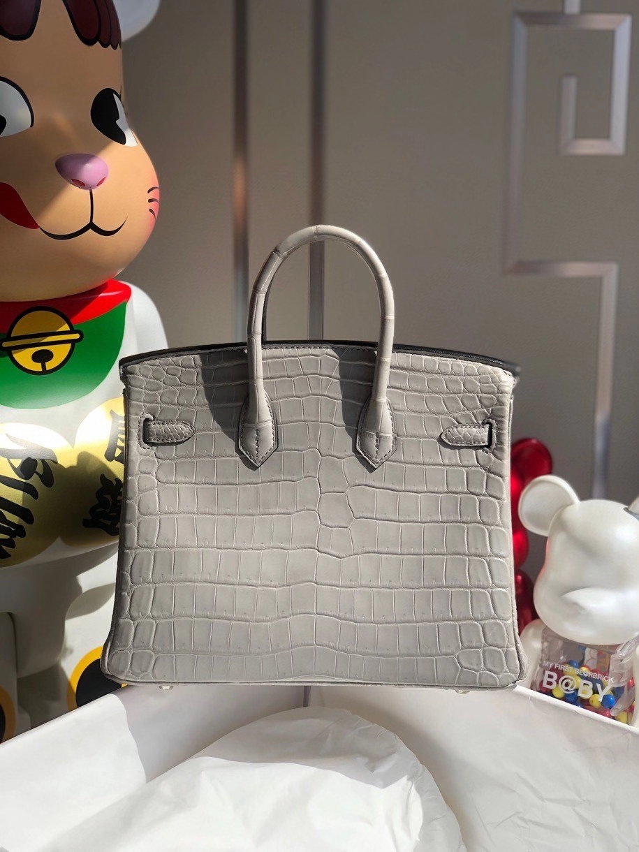 Hermès（爱马仕）Birkin 25cm Crocodile matt 雾面鳄鱼 ck80 珍珠灰 银扣 顶级手缝 品相完美 现货