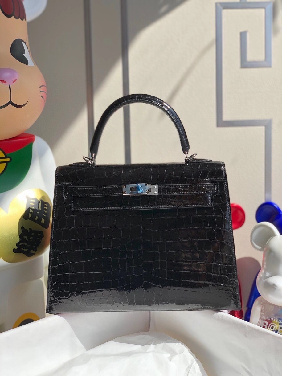 Hermès（爱马仕）Kelly 25cm Crocodile shiny 亮面鳄鱼 ck89 黑色 Noir 银扣 顶级手缝 现货