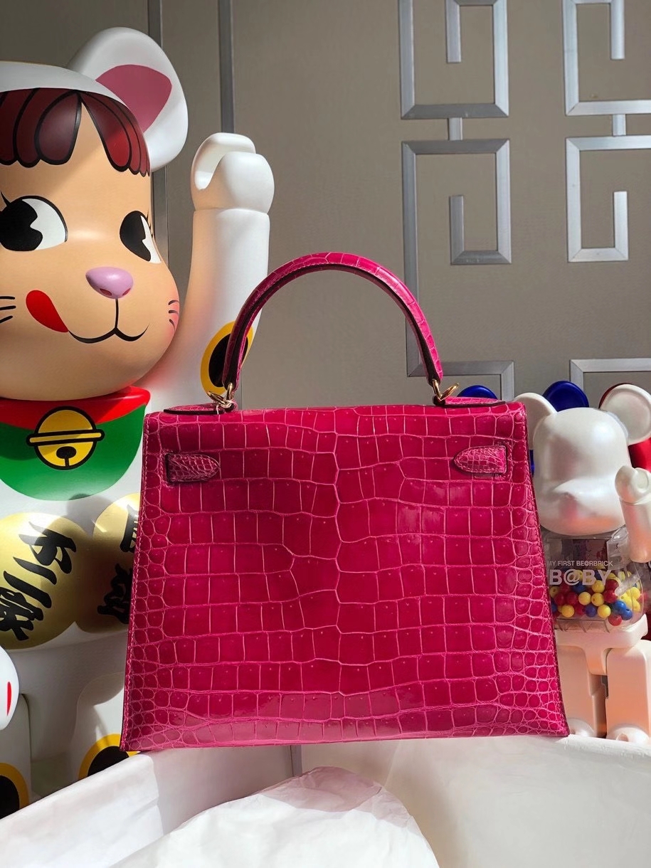 Hermès（爱马仕）Kelly 28cm porosus shiny 亮面澳洲湾鳄 桃红 金扣 顶级手缝 现货
