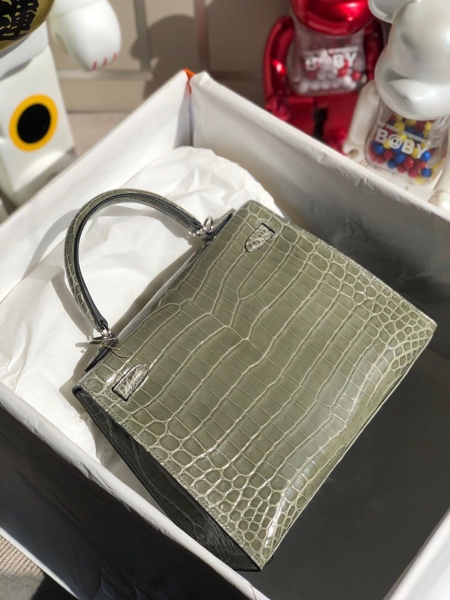 Hermès（爱马仕）Kelly 25cm Crocodile shiny 亮面鳄鱼 ck81 斑鸠灰 Gris T 银扣 顶级手缝 现货