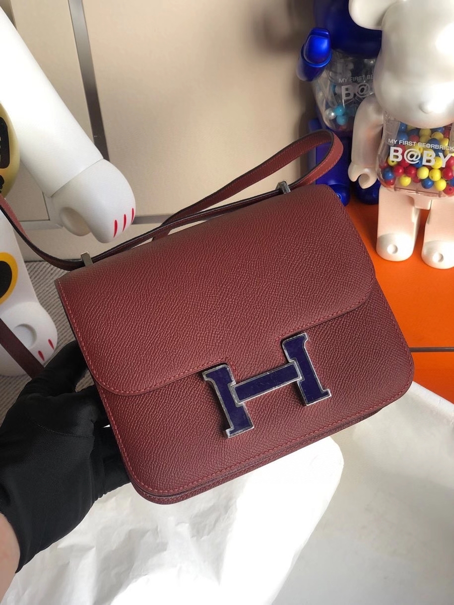 Hermès（爱马仕）Constance 18cm Epsom 原厂掌纹皮  ck55爱马仕红拼珐琅扣 银扣 顶级手缝  定制