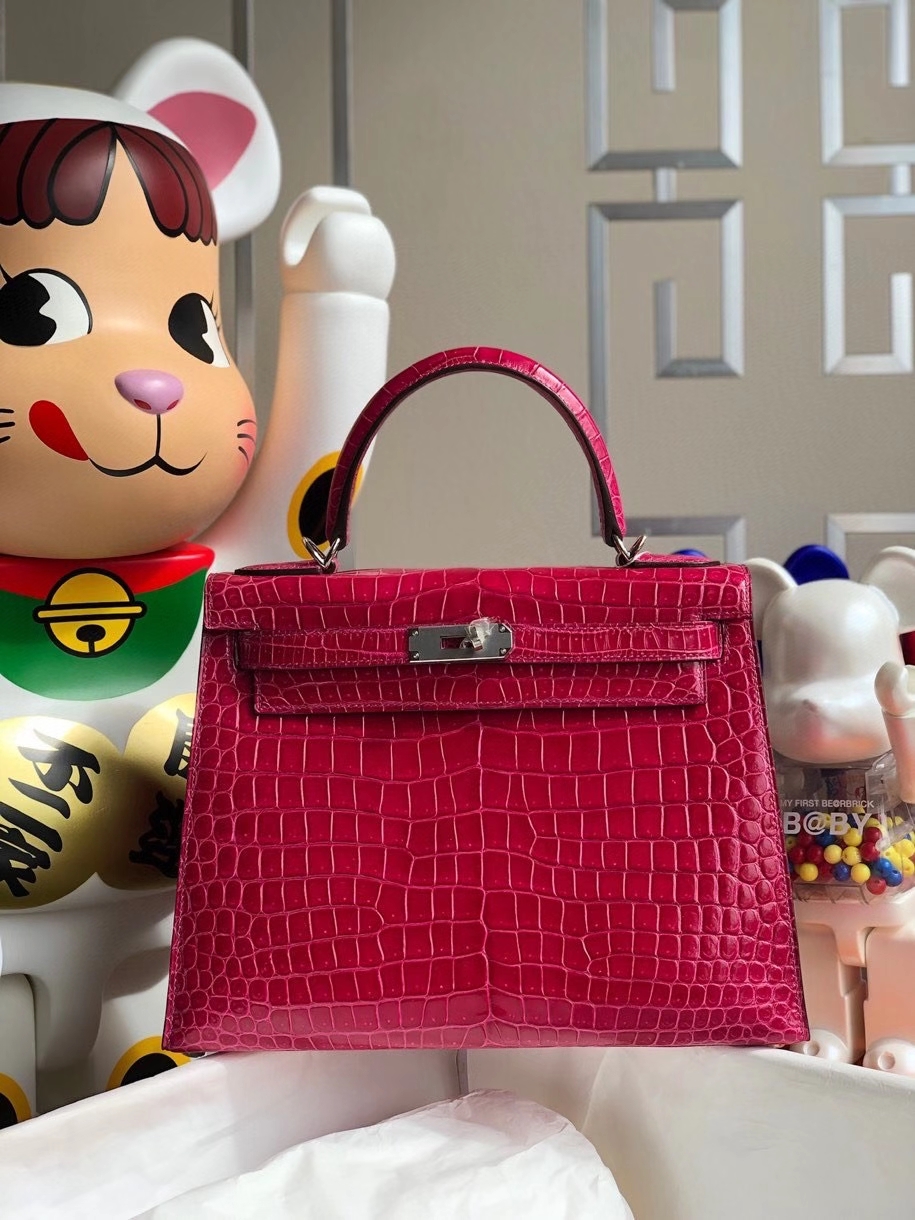 Hermès（爱马仕）Kelly 28cm porosus shiny 亮面澳洲湾鳄 E5 桃红 银扣 顶级手缝 现货