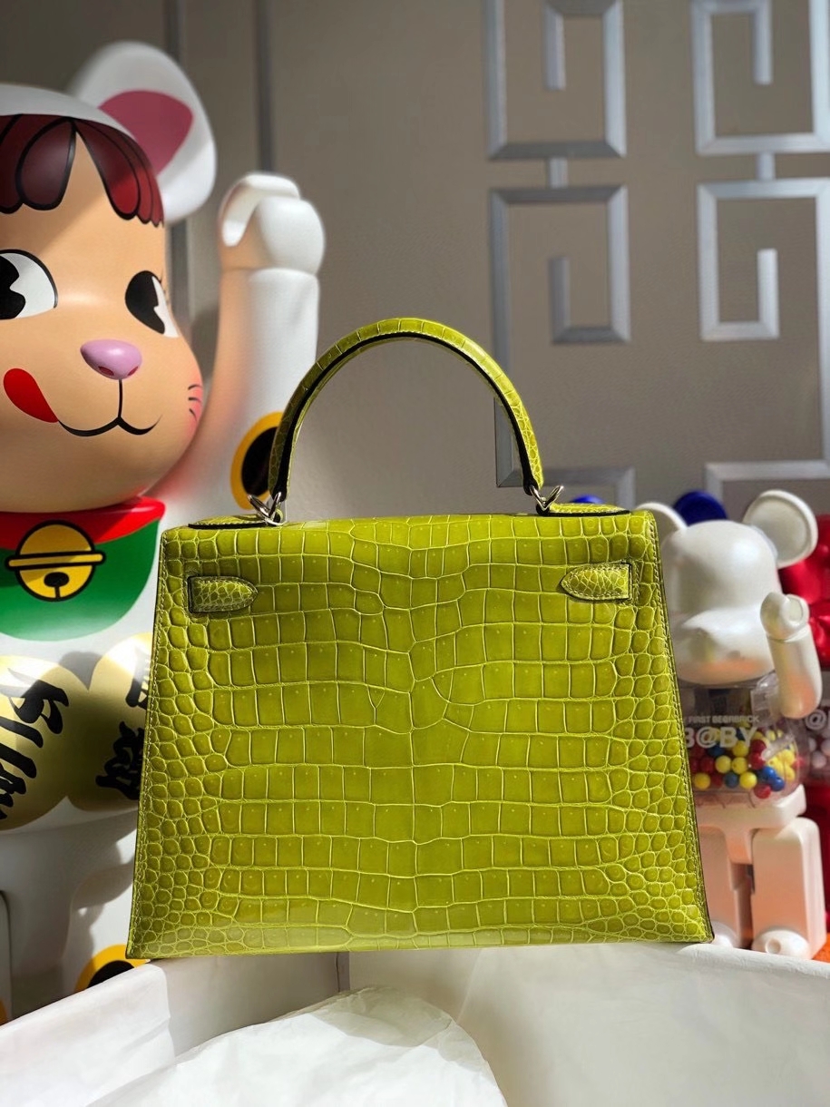 Hermès（爱马仕）Kelly 28cm porosus shiny 亮面澳洲湾鳄 6R奇异果绿 银扣 顶级手缝 现货