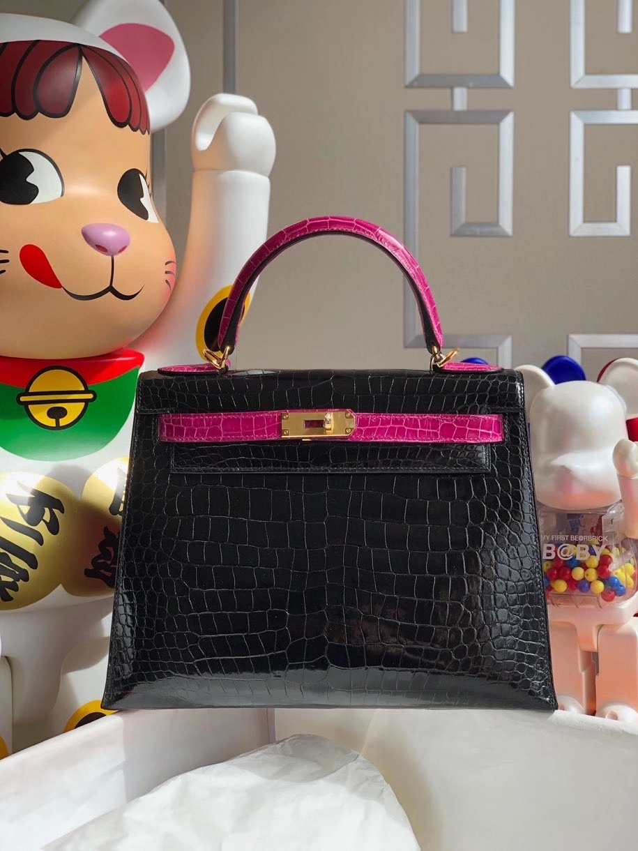 Hermès（爱马仕）Kelly 28cm porosus shiny 亮面澳洲湾鳄 ck89 黑色 拼 天方夜谭粉紫 金扣 马蹄印 现货