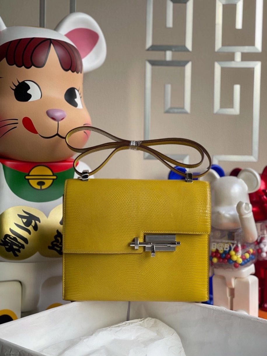 Hermès（爱马仕）Verrou 21cm  Lizard 进口亮面蜥蜴 9R柠檬黄 Lime 银扣 顶级手缝 定制