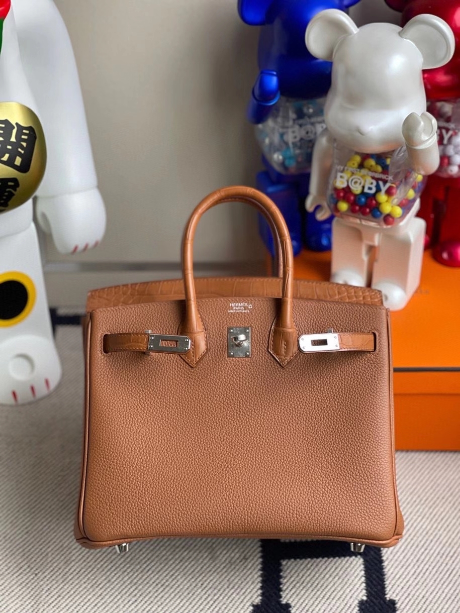 Hermès（爱马仕）Touch系列 Birkin 25cm  金棕色 雾面鳄鱼 银扣