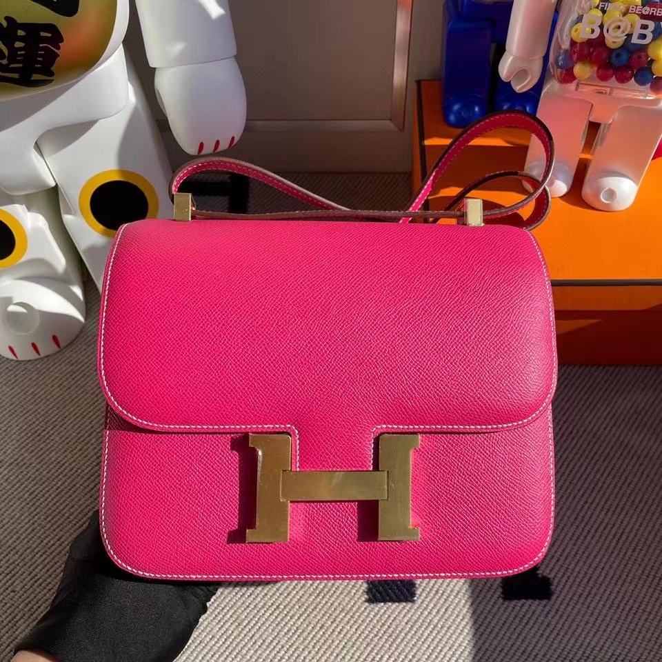 Hermès（爱马仕）Constance 24cm Epsom 原厂掌纹皮 E5 糖果粉 金扣