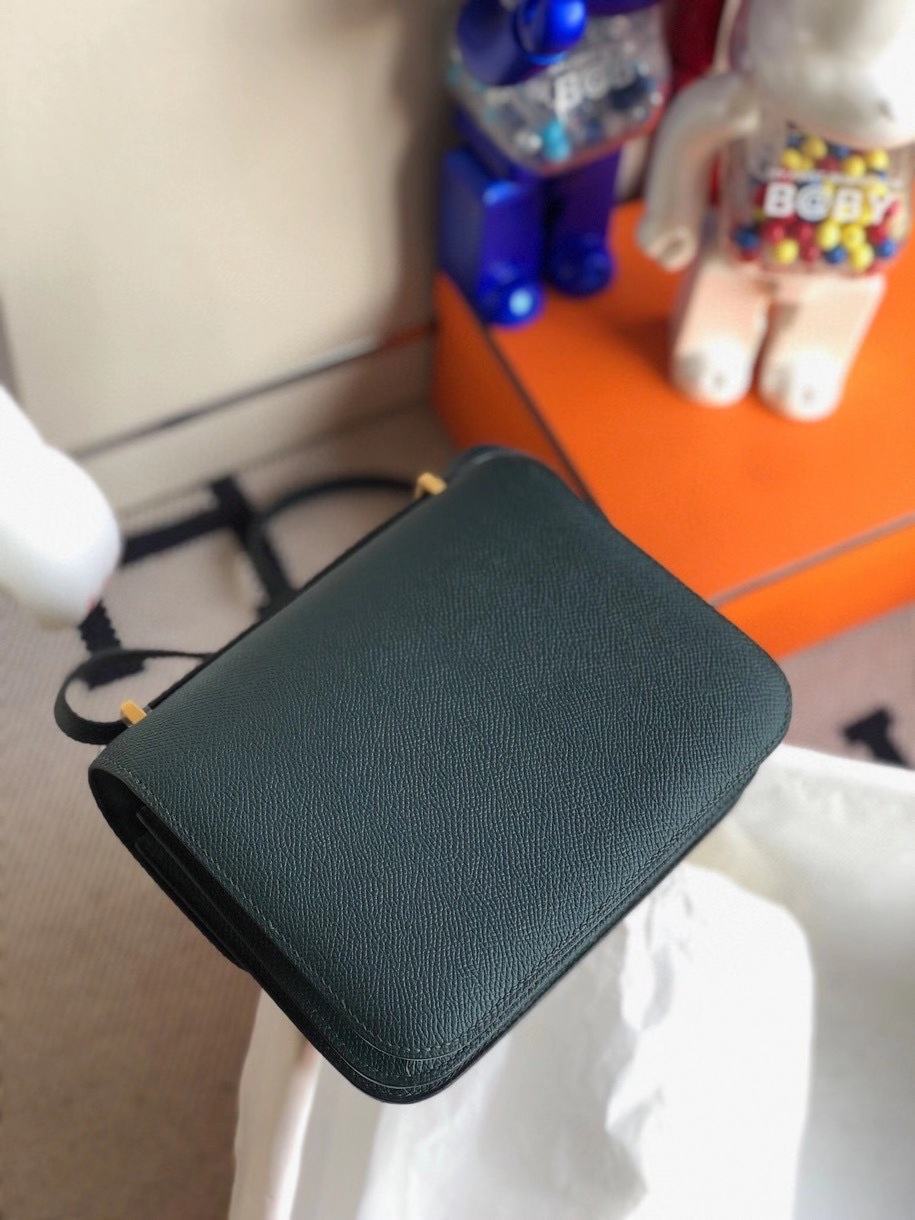 Hermès（爱马仕）Constance 18cm Epsom 原厂掌纹皮 6o 柏树绿 金扣 顶级手缝 定制