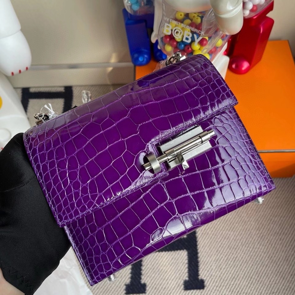 Hermès（爱马仕）Verrou 17cm Alligator shiny 亮面鳄鱼5L 极度紫 银扣 顶级手缝 定制