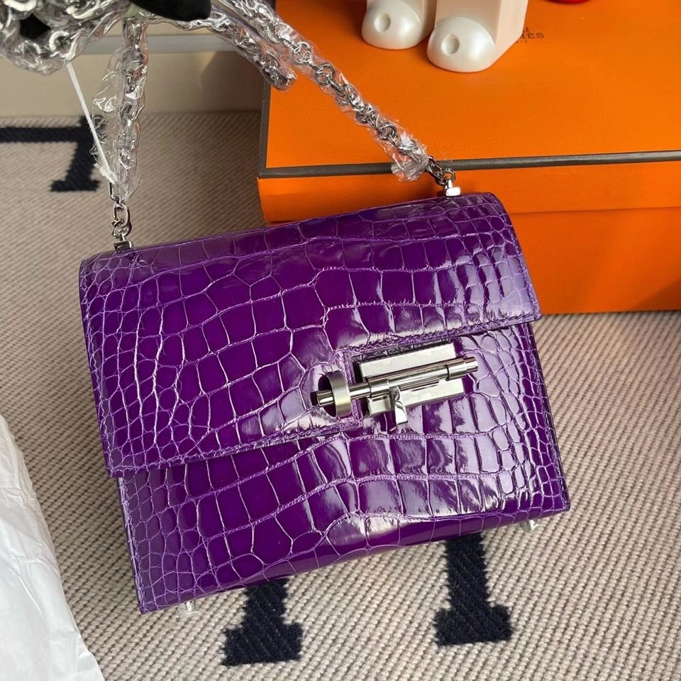 Hermès（爱马仕）Verrou 17cm Alligator shiny 亮面鳄鱼5L 极度紫 银扣 顶级手缝 定制