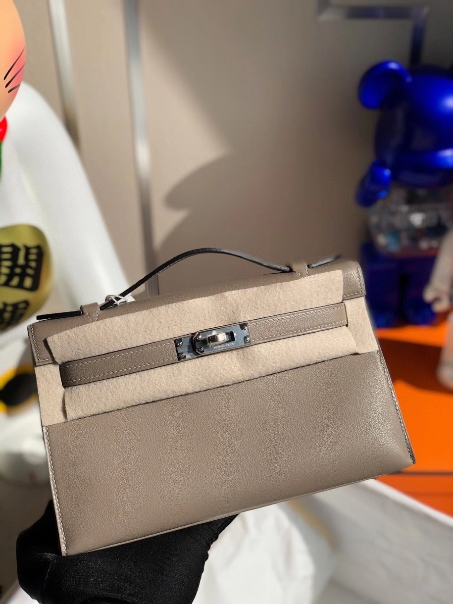 Hermès(爱马仕)Mini kelly swift M8 沥青灰 gris ashpite 银扣 顶级手缝 手拿包 晚宴包-拉尔森鳄鱼皮具定制 - 爱马仕包包官网 Hermès(爱马仕)Mini kelly swift M8 沥青灰 gris ashpite 银扣 顶级手缝 手拿包 晚宴包