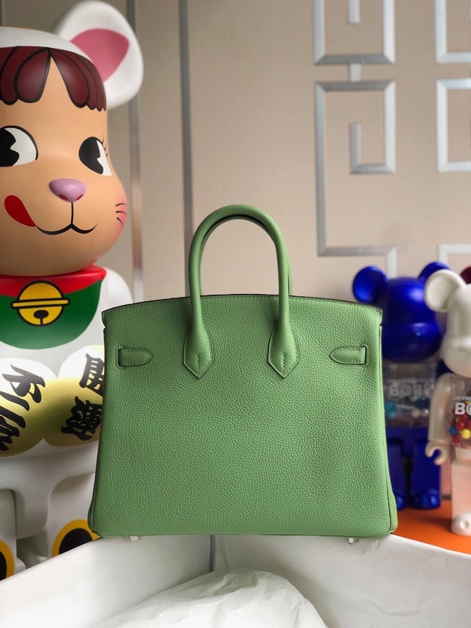 Hermès（爱马仕）Birkin 25cm 原厂小牛皮 togo 牛油果绿 银扣 顶级手缝 现货