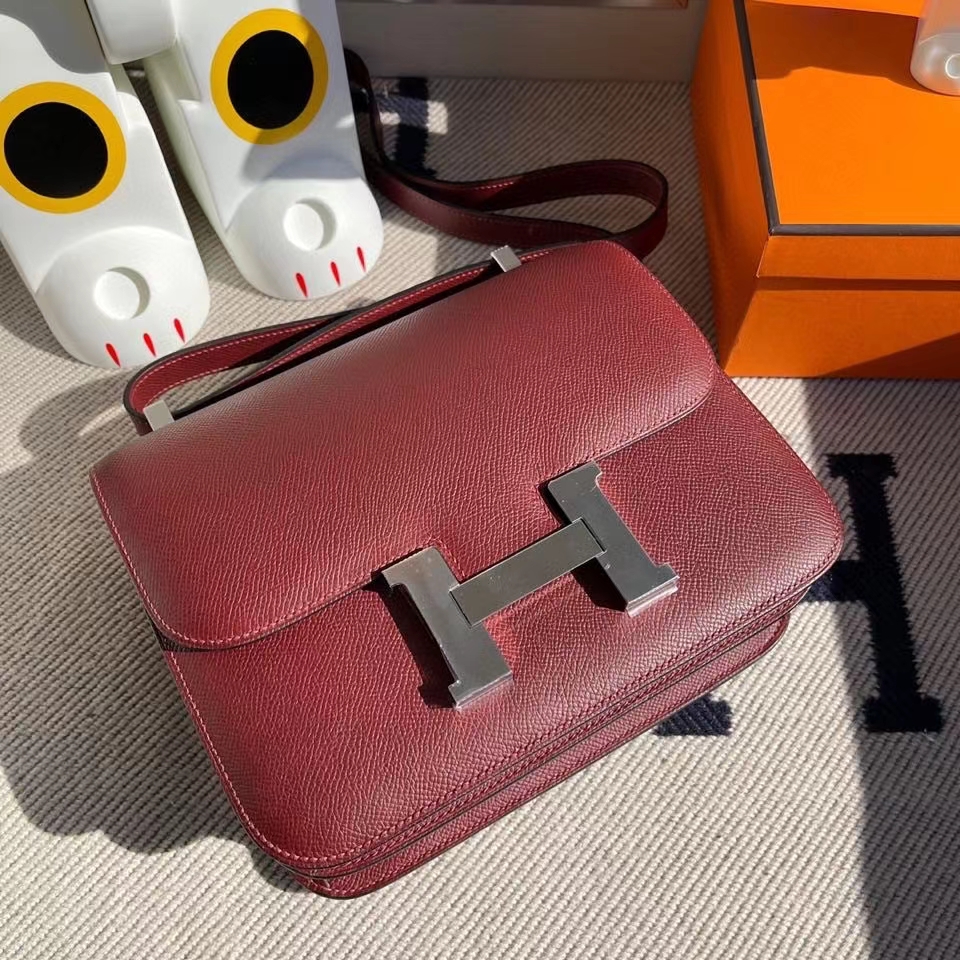 Hermès（爱马仕）Constance 24cm Epsom 原厂掌纹皮 ck55爱马仕红 银扣