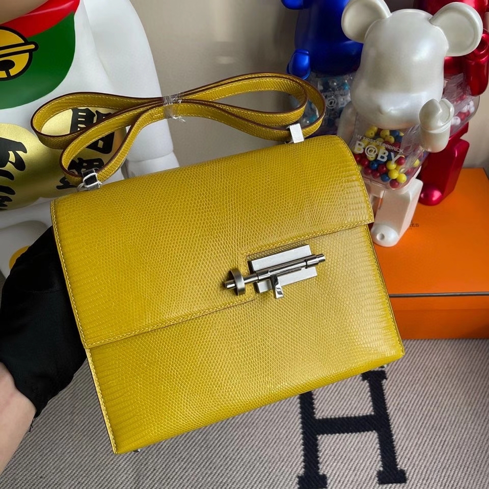 Hermès（爱马仕）Verrou 21cm  Lizard 进口亮面蜥蜴 9R柠檬黄 Lime 银扣 顶级手缝 定制