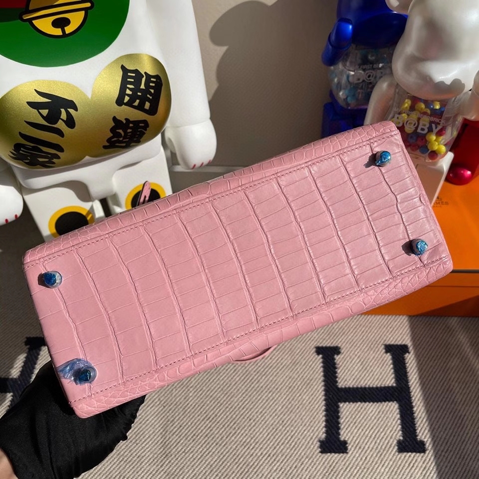 Hermès（爱马仕）Kelly 28cm Alligator matt 雾面鳄鱼 5p 樱花粉 银扣 正品五金 顶级手缝 现货