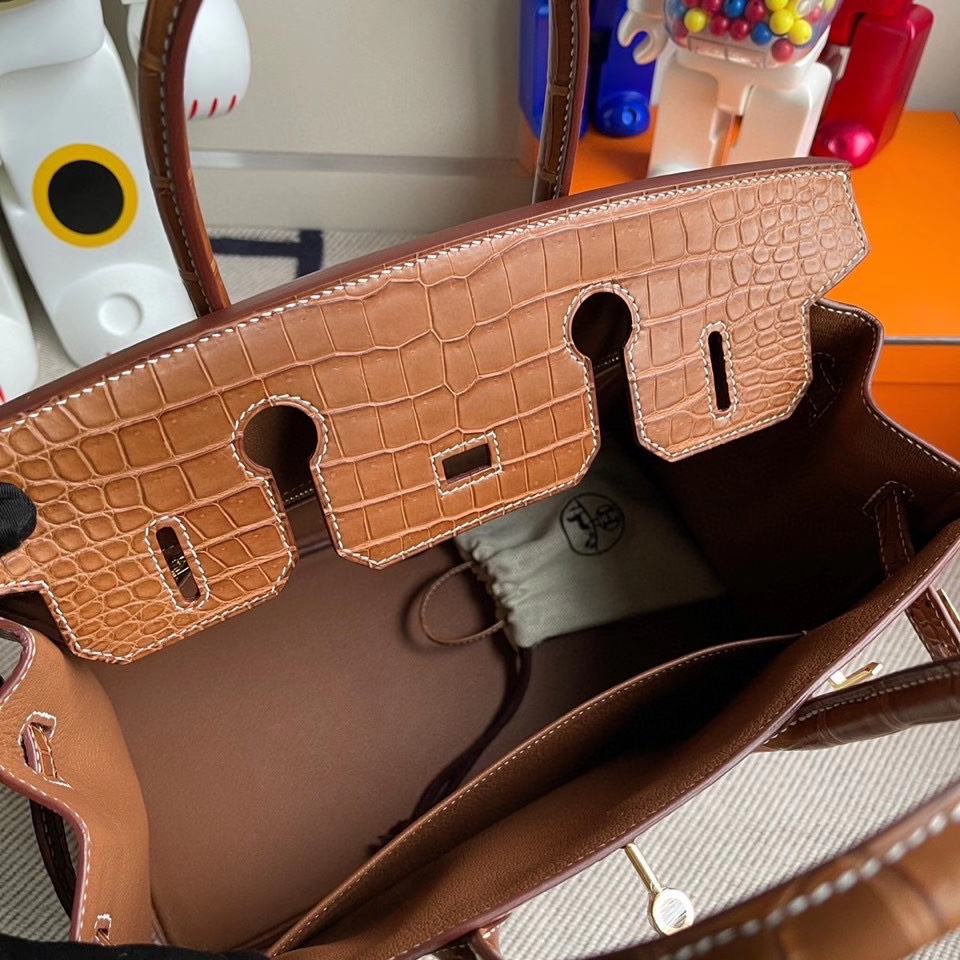 Hermès（爱马仕）Birkin 30cm Porosus matt 雾面鳄鱼 棕色 金扣 顶级手缝 定制