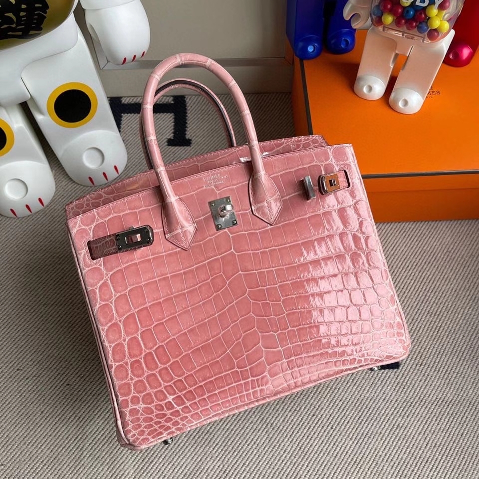 Hermès（爱马仕）Birkin 25cm Crocodile shiny 亮面鳄鱼 1Ｑ奶昔粉 rose confetti 银扣 顶级手缝