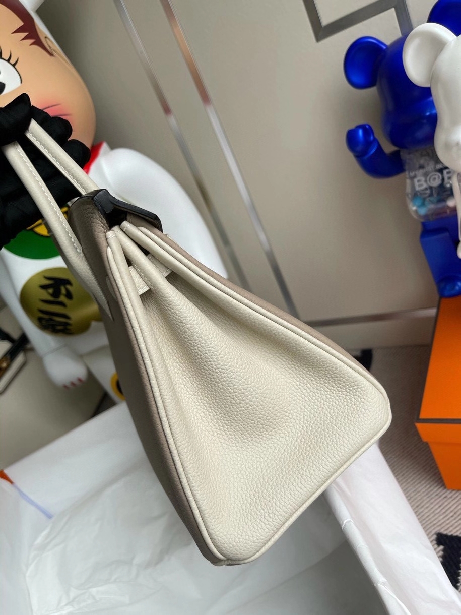 Hermès（爱马仕）Birkin 25cm 原厂小牛皮 togo ck81 斑鸠灰拼ck10 奶昔白 金扣 马蹄印 顶级手缝