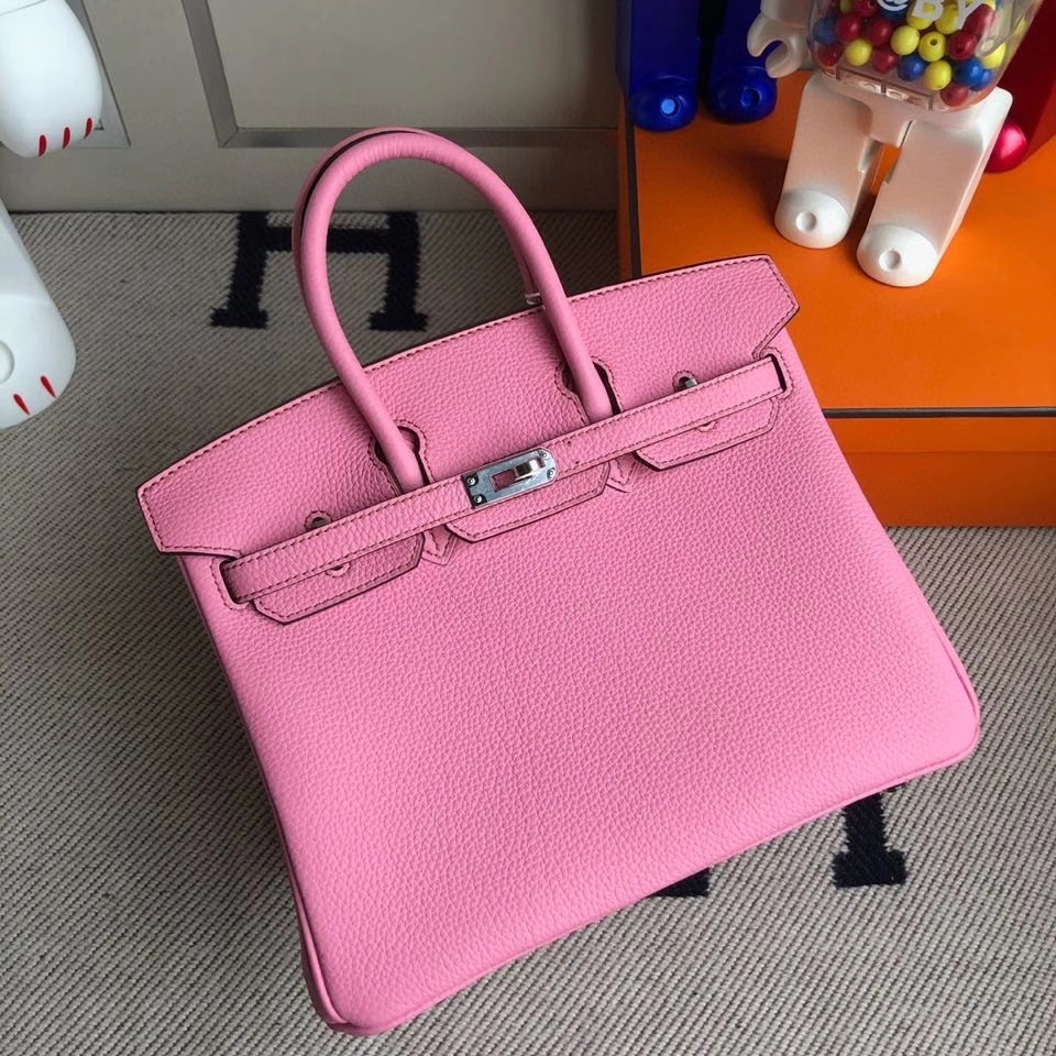 Hermès(爱马仕)Birkin 25cm 原厂小牛皮 5p 樱花粉 银扣 顶级手缝 现货-拉尔森鳄鱼皮具定制 - 爱马仕包包官网 Hermès(爱马仕)Birkin 25cm 原厂小牛皮 5p 樱花粉 银扣 顶级手缝 现货