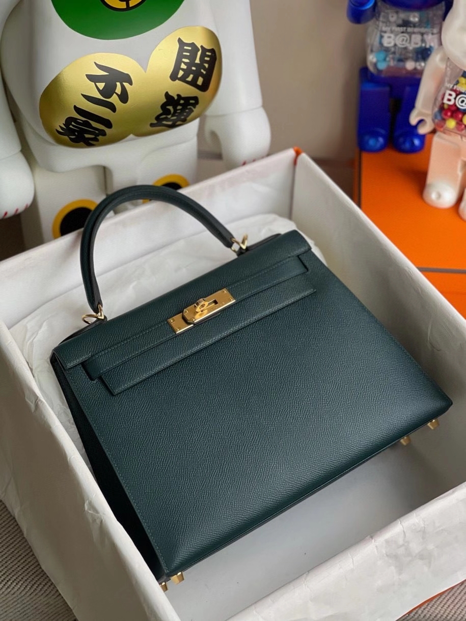 Hermès(爱马仕)Kelly 28cm Epsom 原厂掌纹皮 6O 柏树绿 金扣 顶级手缝-拉尔森鳄鱼皮具定制 - 爱马仕包包官网 Hermès(爱马仕)Kelly 28cm Epsom 原厂掌纹皮 6O 柏树绿 金扣 顶级手缝
