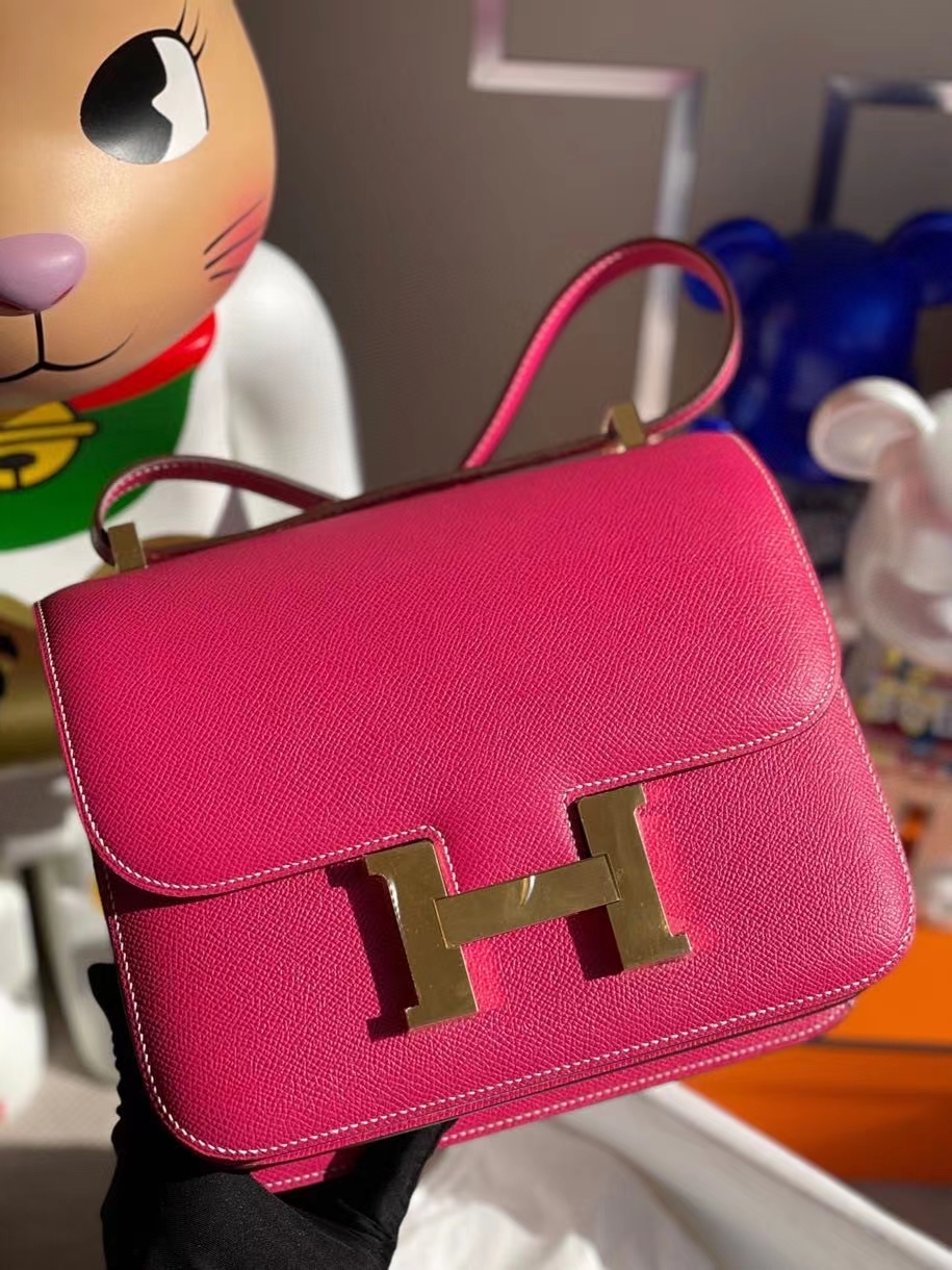 Hermès（爱马仕）Constance 24cm Epsom 原厂掌纹皮 E5 糖果粉 金扣