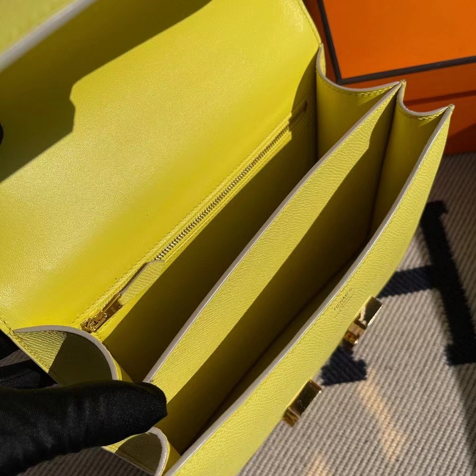 Hermès(爱马仕)Constance 24cm Epsom 原厂掌纹皮 鹅蛋黄 金扣-拉尔森鳄鱼皮具定制 - 爱马仕包包官网 Hermès(爱马仕)Constance 24cm Epsom 原厂掌纹皮 鹅蛋黄 金扣