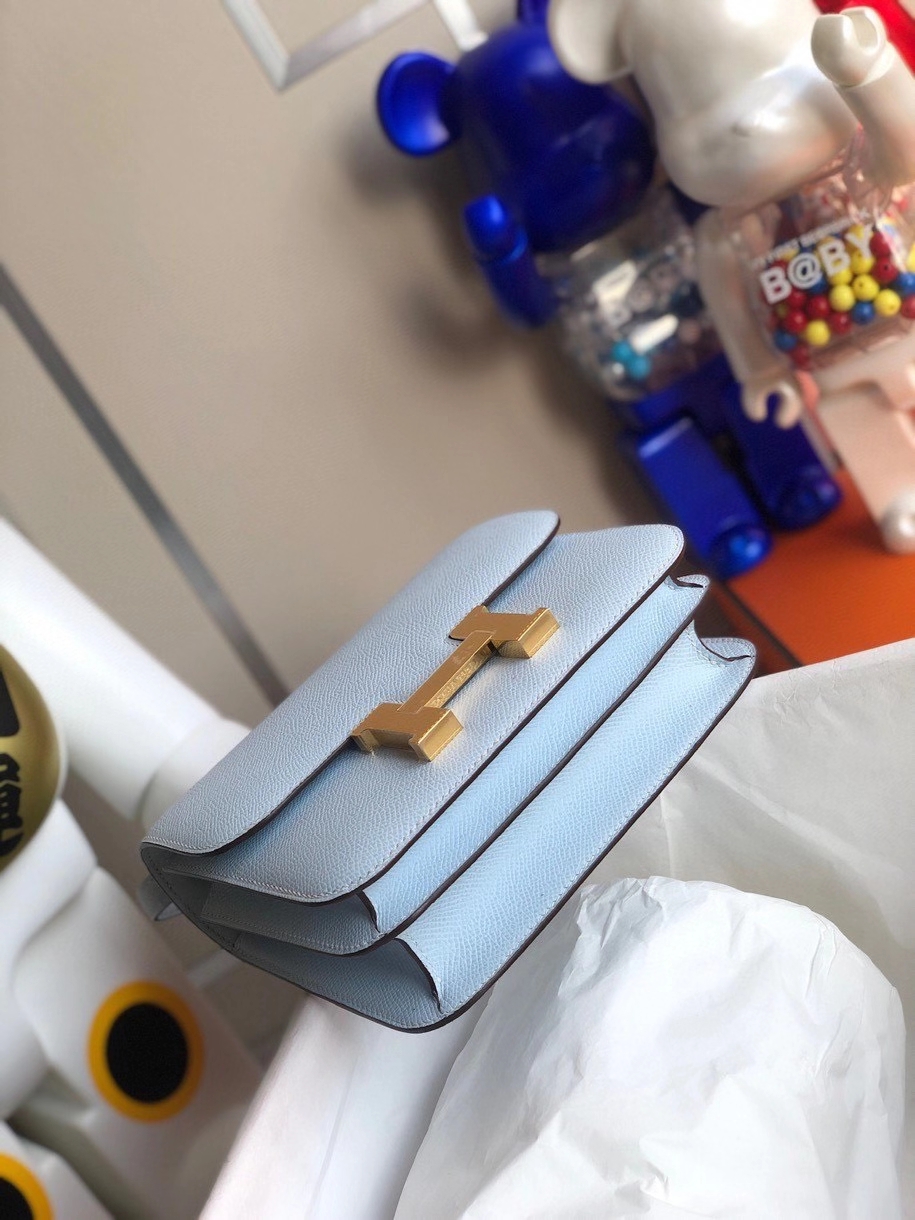Hermès（爱马仕）Constance 18cm Epsom 原厂掌纹皮 T0雾蓝色 金扣 顶级手缝 定制