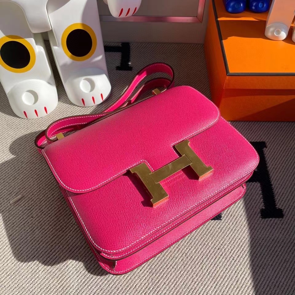 Hermès（爱马仕）Constance 24cm Epsom 原厂掌纹皮 E5 糖果粉 金扣