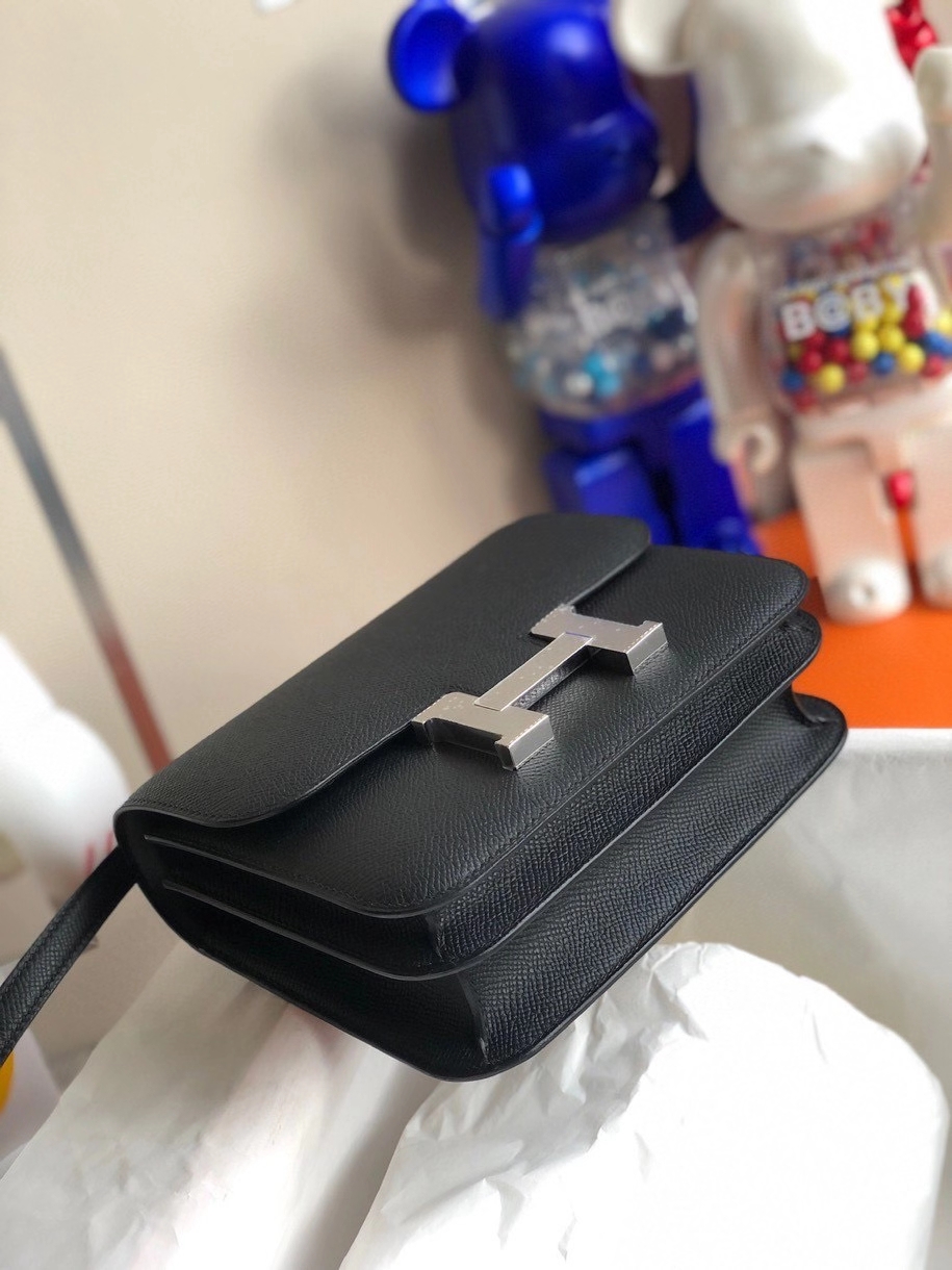 Hermès（爱马仕）Constance 18cm Epsom 原厂掌纹皮  ck89 黑色 Noir 银扣 顶级手缝