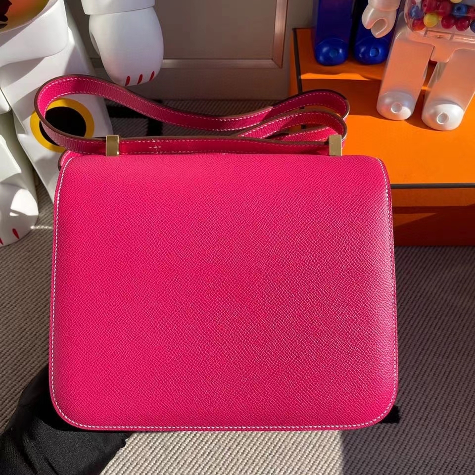 Hermès（爱马仕）Constance 24cm Epsom 原厂掌纹皮 E5 糖果粉 金扣