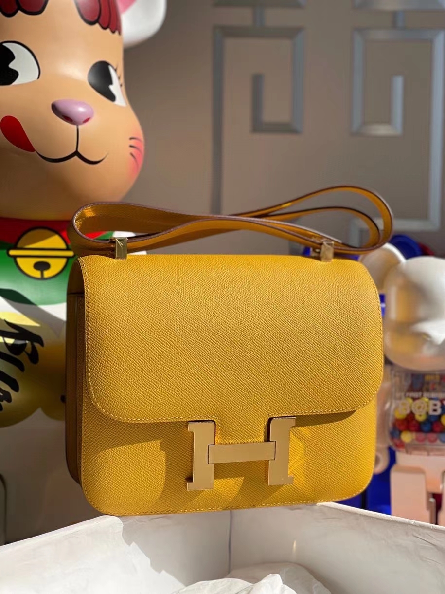 Hermès（爱马仕）Constance 24cm Epsom 原厂掌纹皮 9Ｄ琥珀黄 Amber 金扣