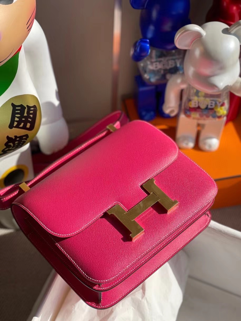 Hermès(爱马仕)Constance 24cm Epsom 原厂掌纹皮 E5 糖果粉 金扣-拉尔森鳄鱼皮具定制 - 爱马仕包包官网 Hermès(爱马仕)Constance 24cm Epsom 原厂掌纹皮 E5 糖果粉 金扣