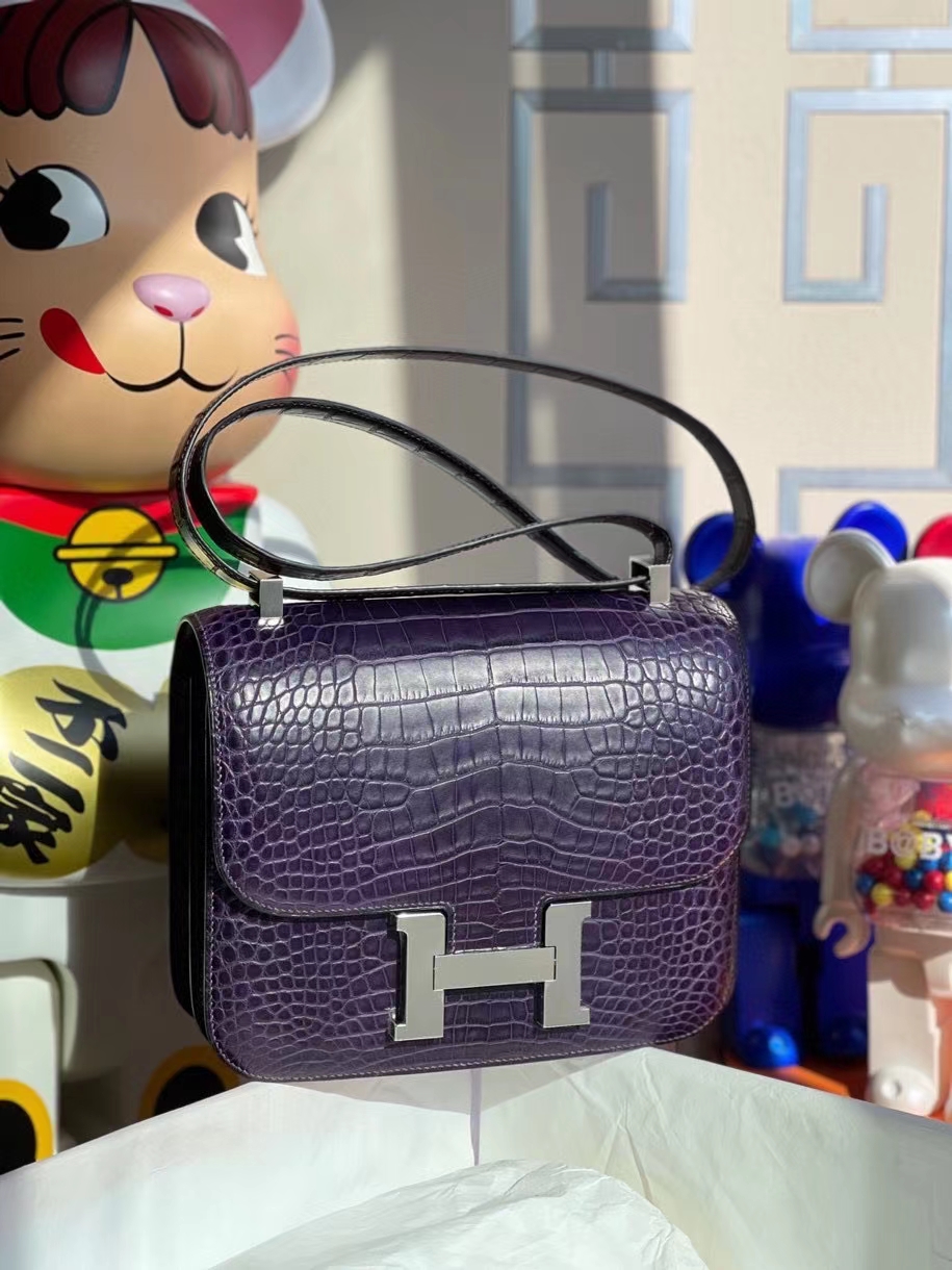 Hermès（爱马仕）Constance 24cm Alligator matt 雾面鳄鱼 葡萄紫 银扣 顶级手缝 定制