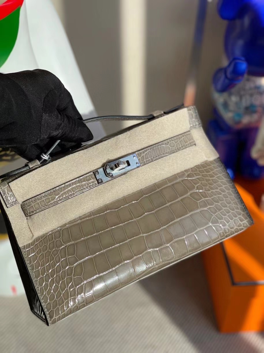 Hermès（爱马仕）Mini kelly pochette 22cm Alligator shiny 亮面鳄鱼 ck81 斑鸠灰 银扣 顶级手缝 晚宴包
