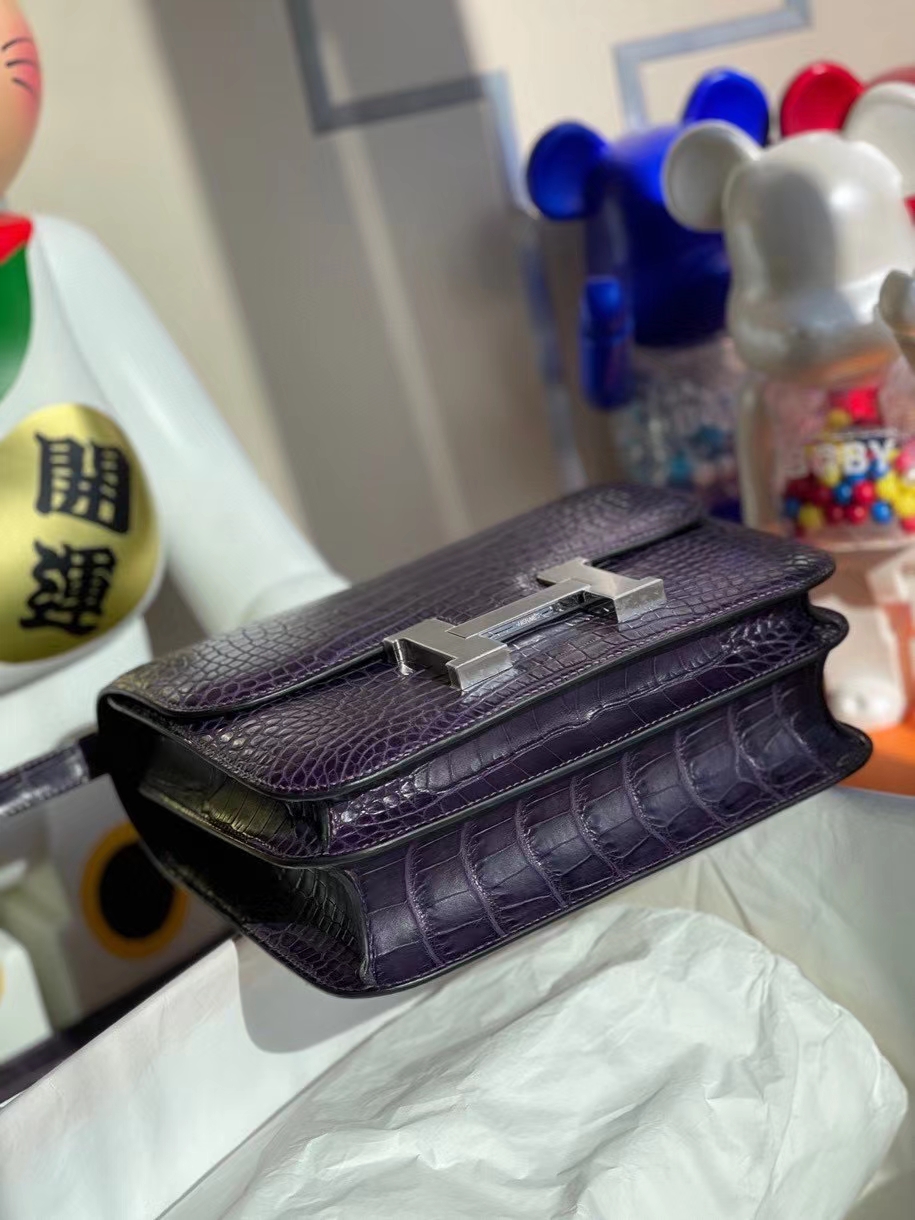 Hermès（爱马仕）Constance 24cm Alligator matt 雾面鳄鱼 葡萄紫 银扣 顶级手缝 定制