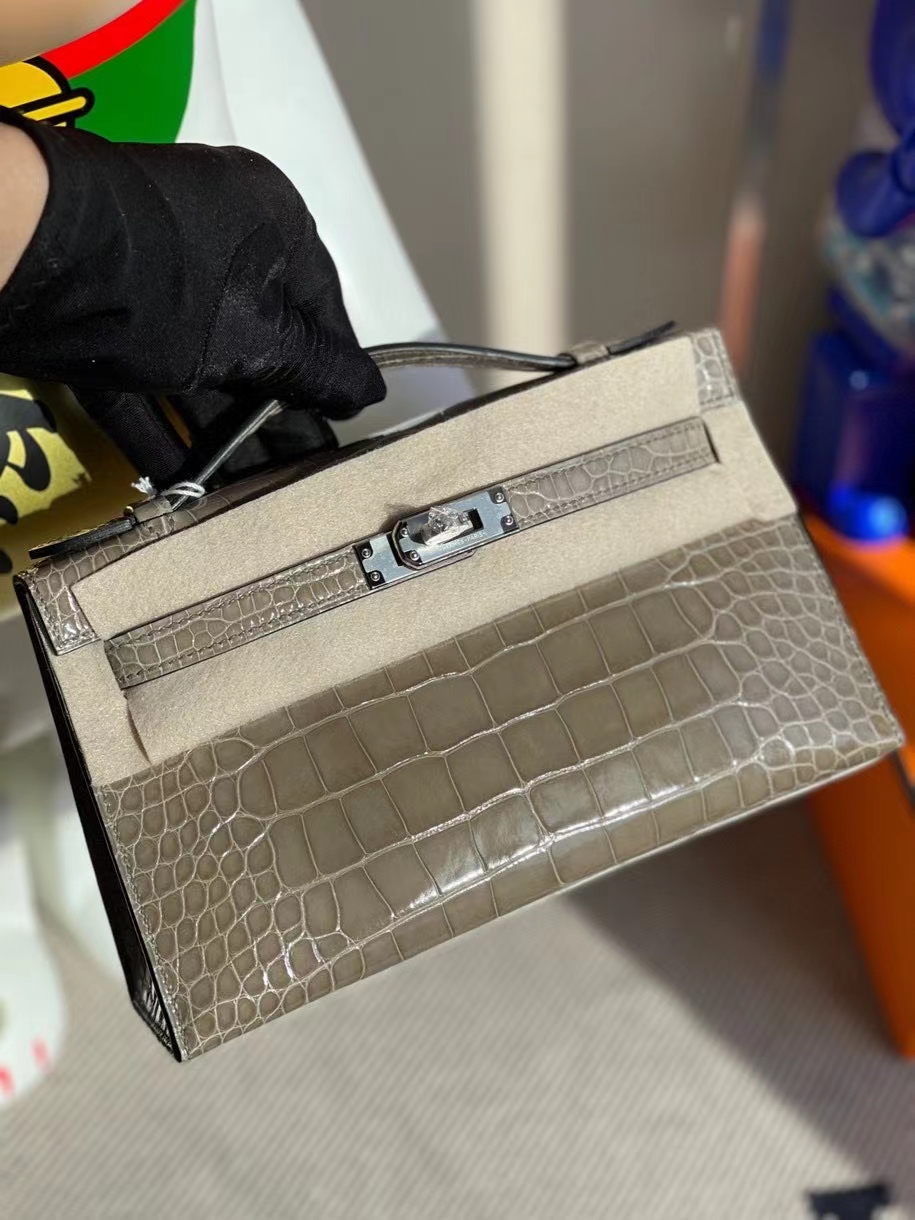 Hermès（爱马仕）Mini kelly pochette 22cm Alligator shiny 亮面鳄鱼 ck81 斑鸠灰 银扣 顶级手缝 晚宴包