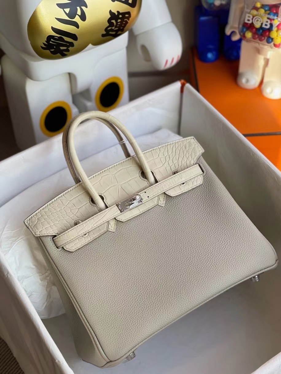 Hermès（爱马仕）Birkin 25cm Touch 系列！ck80 珍珠灰 拼雾面方块奶油白 银扣 顶级手缝
