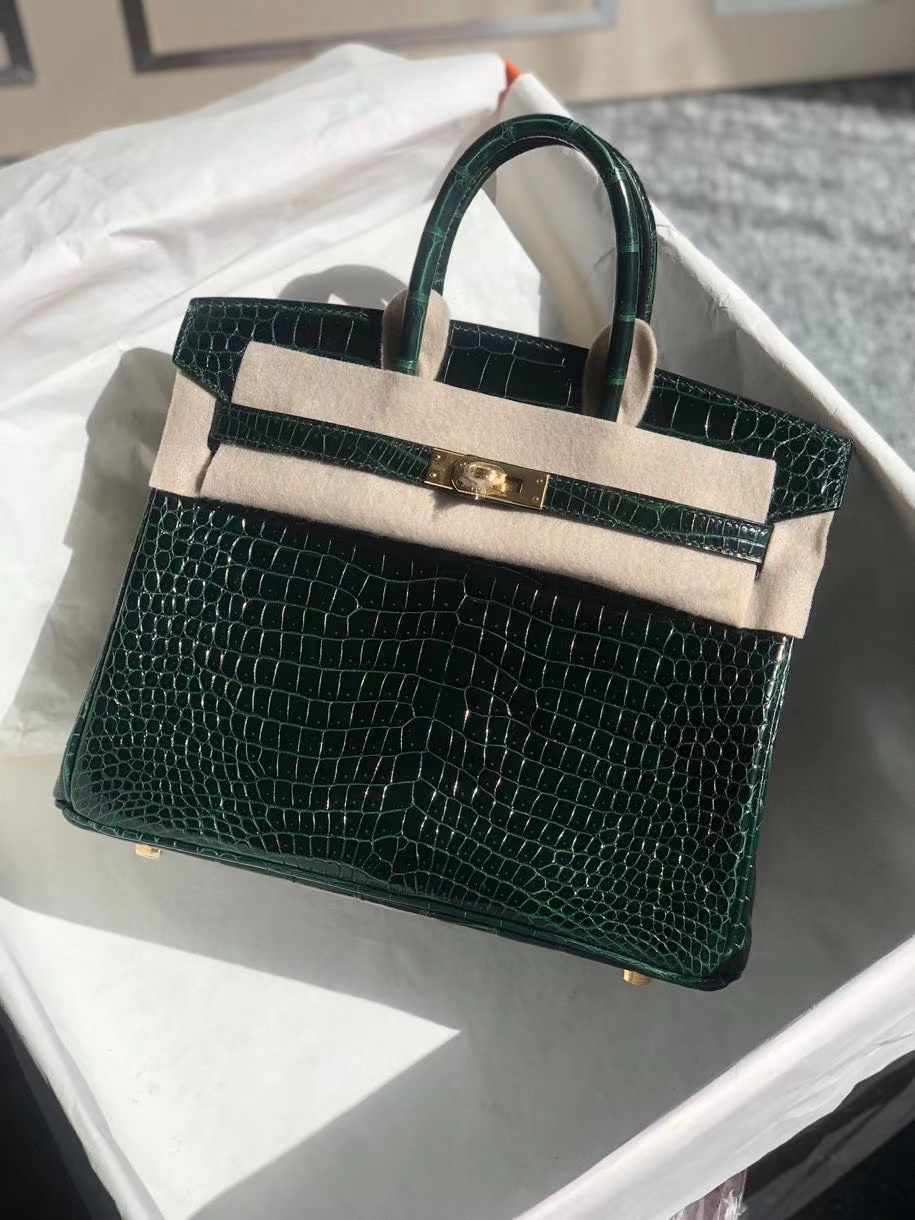 Hermès(爱马仕)Birkin 25cm Porosus shiny 亮面澳洲鳄鱼 祖母绿 金扣 顶级手缝 现货-拉尔森鳄鱼皮具定制 - 爱马仕包包官网 Hermès(爱马仕)Birkin 25cm Porosus shiny 亮面澳洲鳄鱼 祖母绿 金扣 顶级手缝 现货