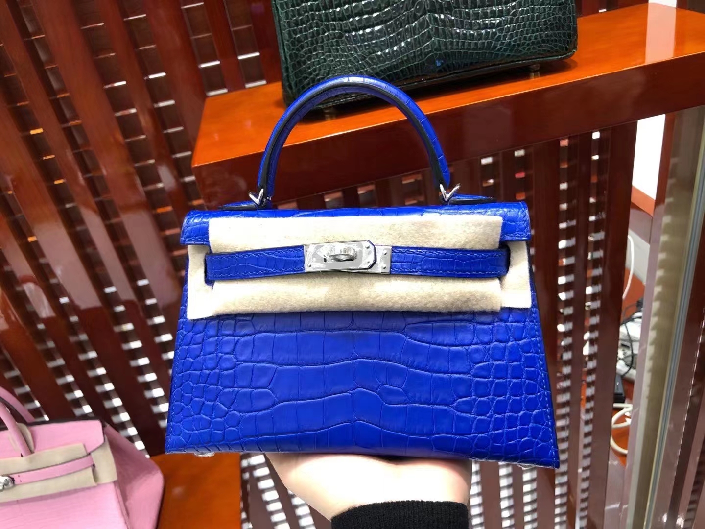 Hermès（爱马仕）Mini Kelly ll Alligator matt 雾面鳄鱼 7T 电光蓝 Eletric blue 银扣 顶级手缝 现货