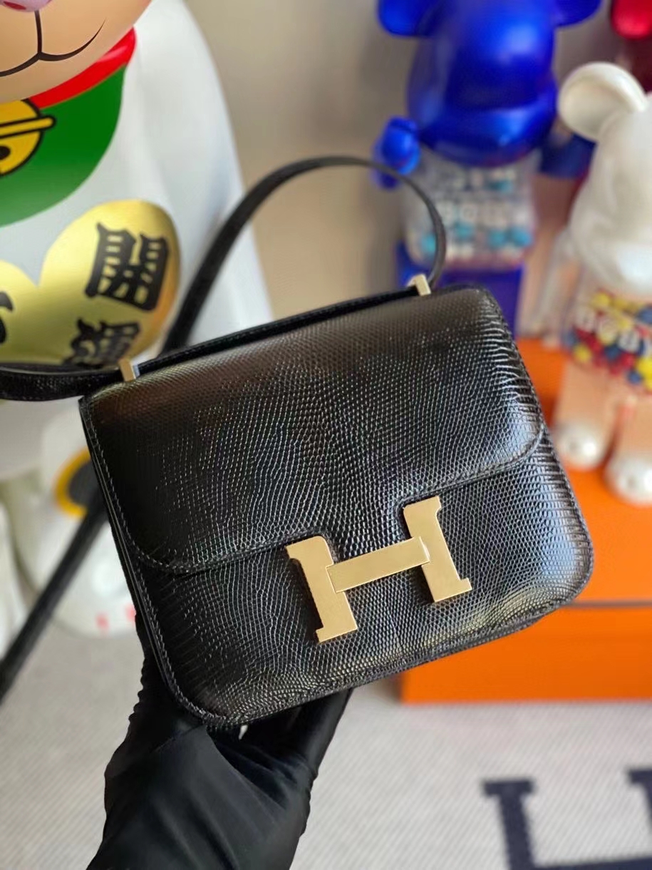 Hermès（爱马仕）Constance 18cm Lizard 进口亮面蜥蜴 ck89 黑色 Noir 金扣 顶级手缝